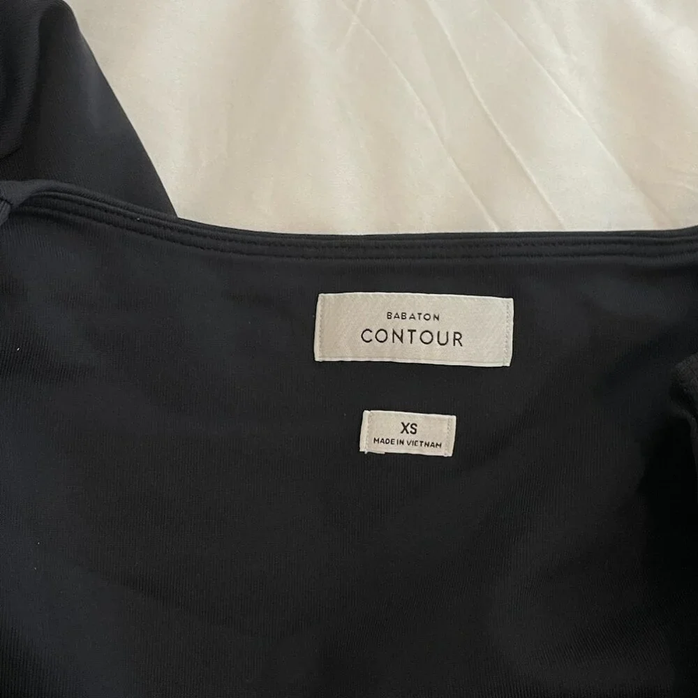 ARITZIA XS CONTOUR SCOOPNECK BLACK LONGSLEEVE - Picture 3 of 4